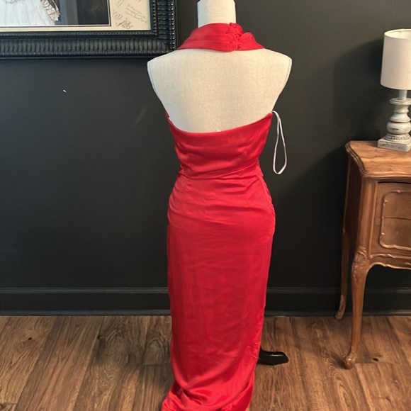 Elliatt Red Satin Halter Long Formal Gown - Picture 5 of 9